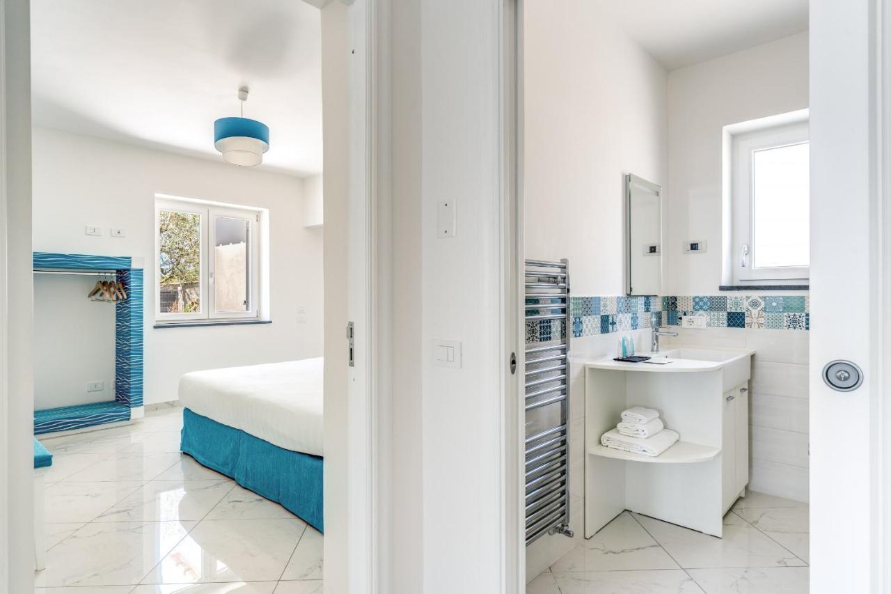 Villa Rusinella Minimalist Retreat With Sea Views Масса-Лубренсе Екстер'єр фото