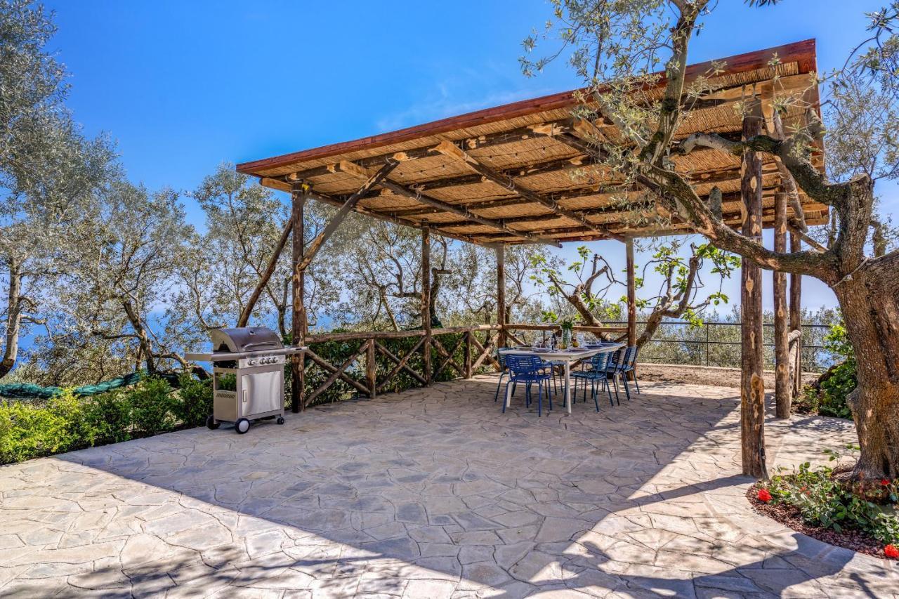Villa Rusinella Minimalist Retreat With Sea Views Масса-Лубренсе Екстер'єр фото