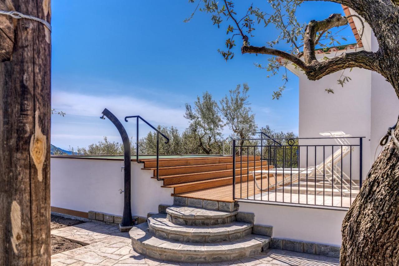 Villa Rusinella Minimalist Retreat With Sea Views Масса-Лубренсе Екстер'єр фото