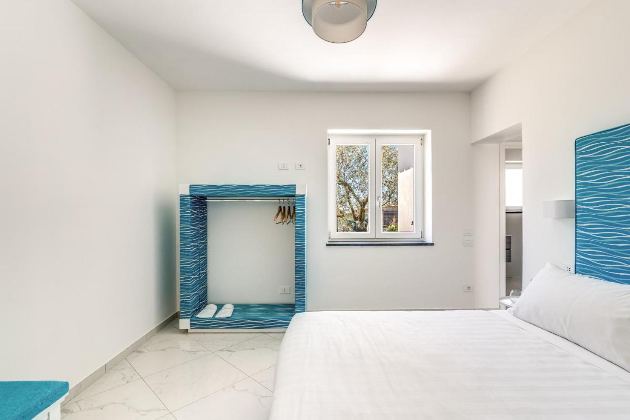 Villa Rusinella Minimalist Retreat With Sea Views Масса-Лубренсе Екстер'єр фото
