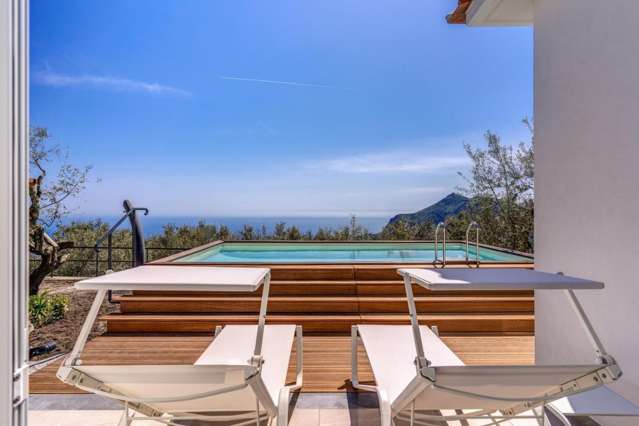 Villa Rusinella Minimalist Retreat With Sea Views Масса-Лубренсе Екстер'єр фото